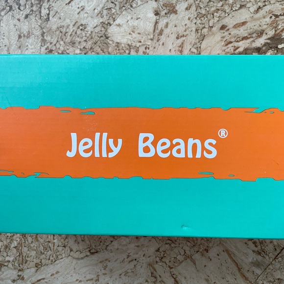 New never worn with box! Red Mary-Jane shoes. Child sz 3. Perfect for Christmas. - Picture 3 of 4